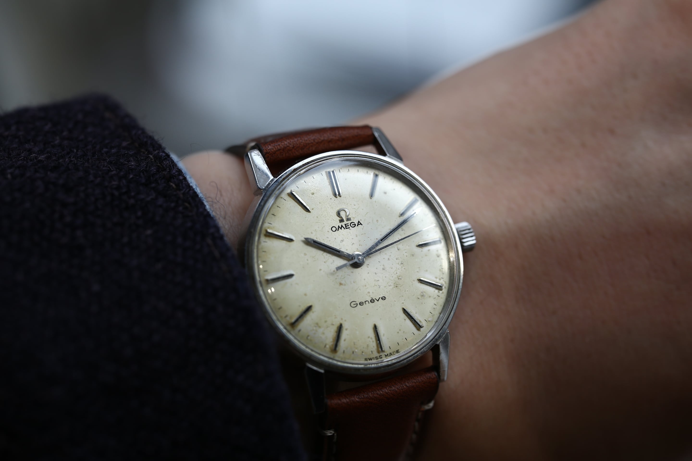 【OMEGA】 1969年製 オメガ ジュネーブ ブラウンエイジング 手巻き / Vintagewatch / Geneve / Cal.601  1960’s | アンティーク・ビンテージ時計修理・販売 WhiteKings(ホワイトキングス)