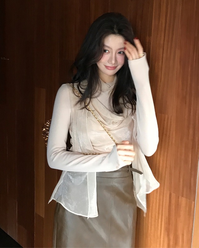 シアースカーフレイヤード風トップス　A25328