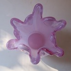 パープルのひらひら花瓶