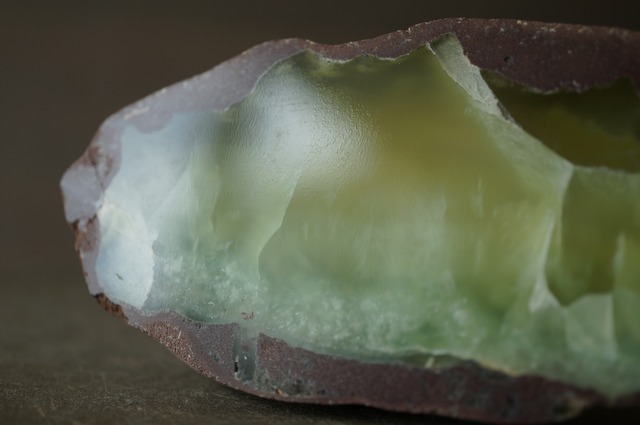 オーストラリア産プレナイト Prehnite 2382