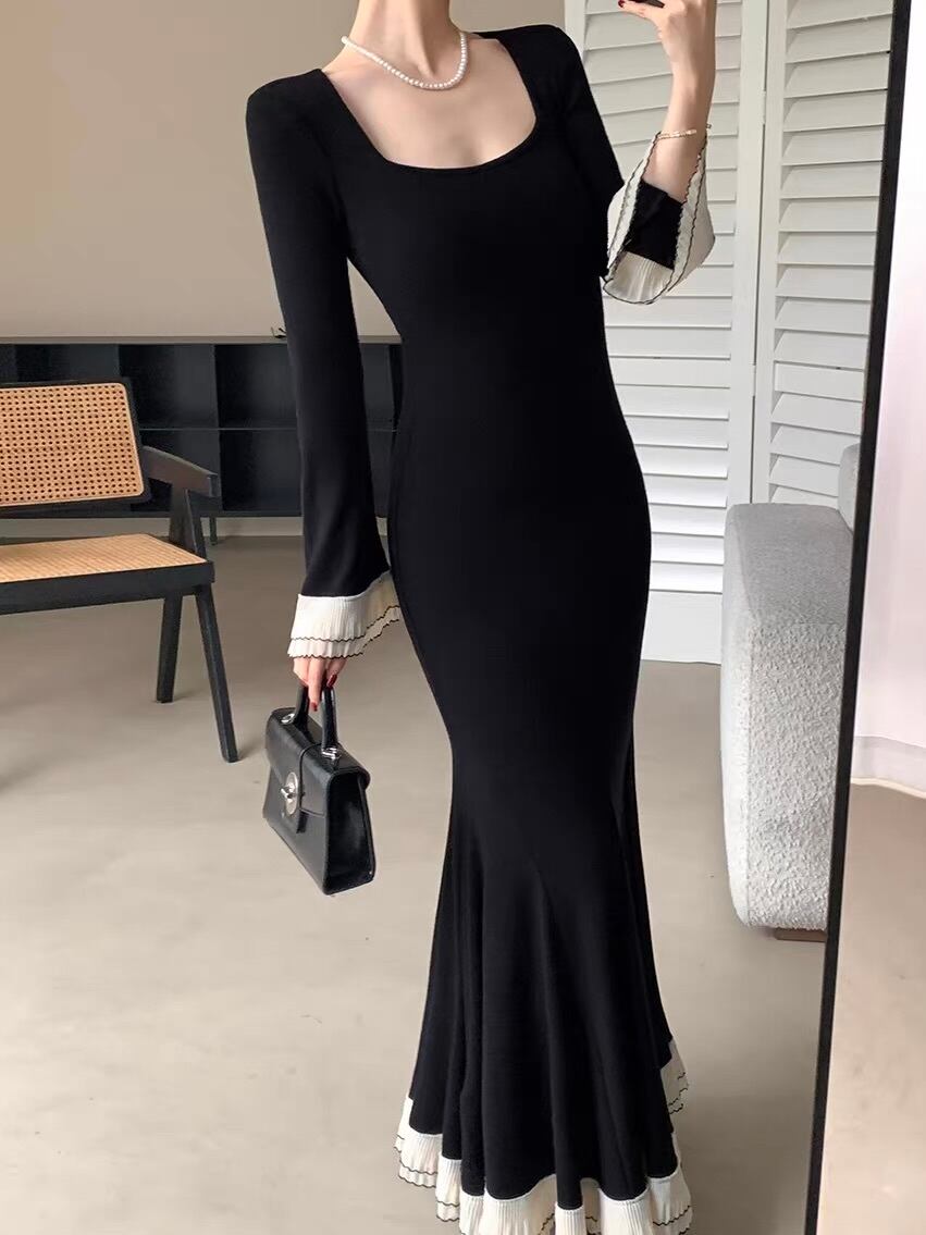 square neck french slim dress.3222