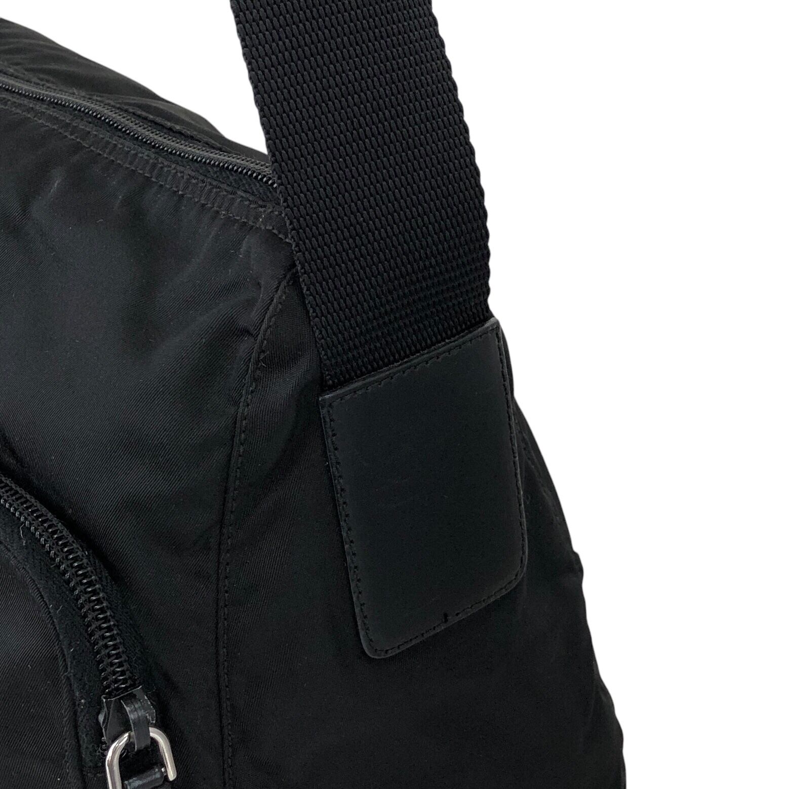 PRADA プラダ ショルダーバッグ ブラック トライアングルロゴ ナイロン