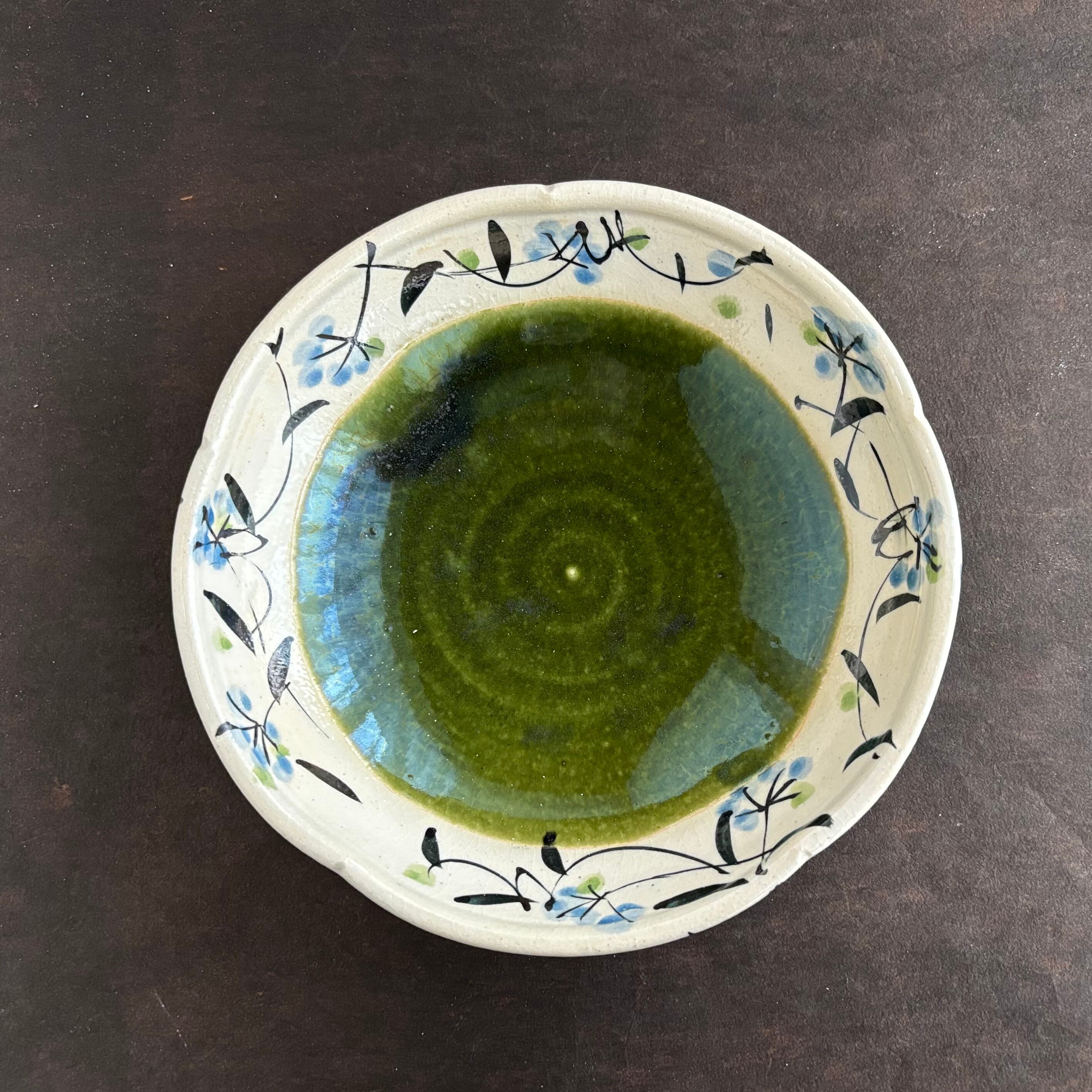 織部花形実り鉢