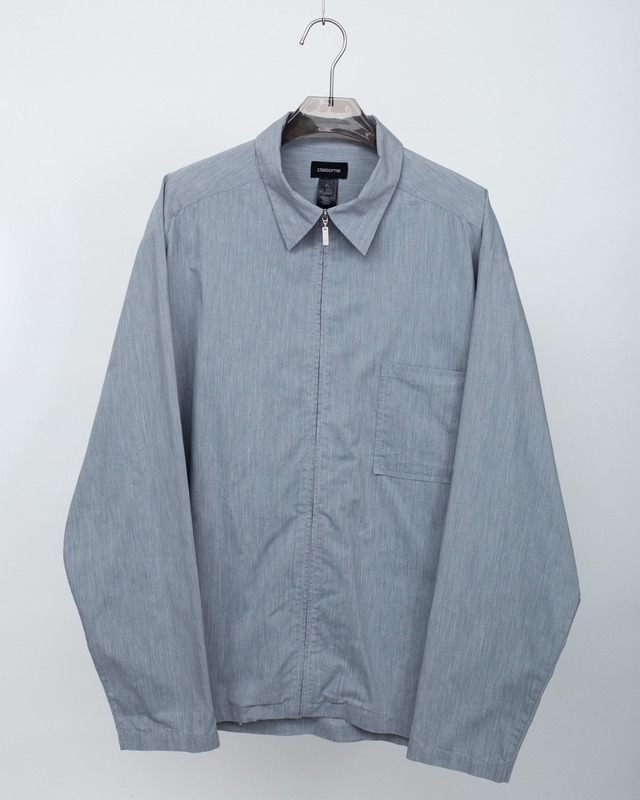 zip up shirt