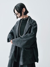 imakokoni　ブラックカラーフラワーデザインコート　244763