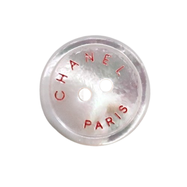 【VINTAGE CHANEL BUTTON】ホワイトシェル レッドロゴボタン 18mm