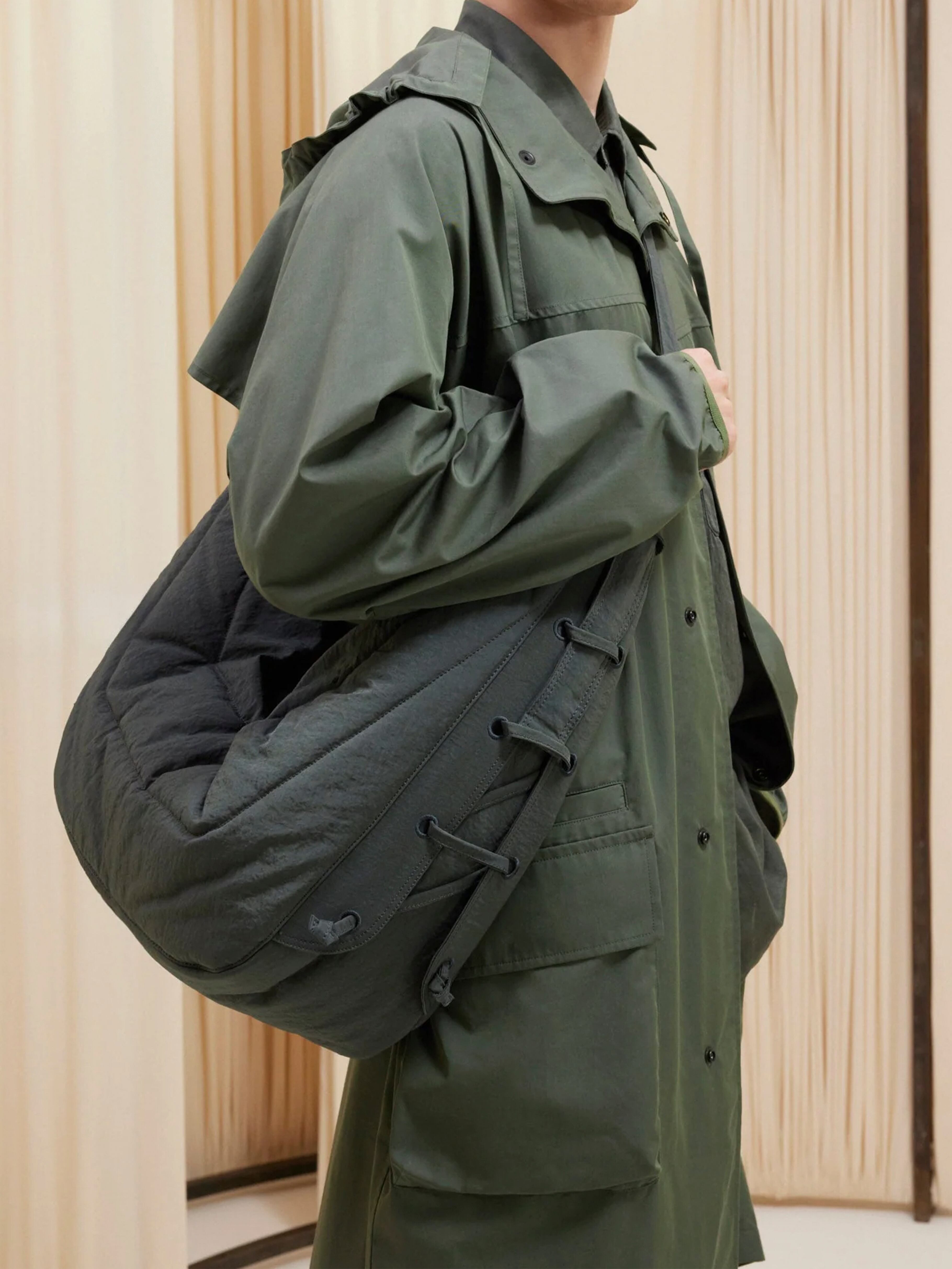 LEMAIRE LARGE SOFT GAME BAG ASPHALT BG0105 LF845 | BEST PACKING STORE