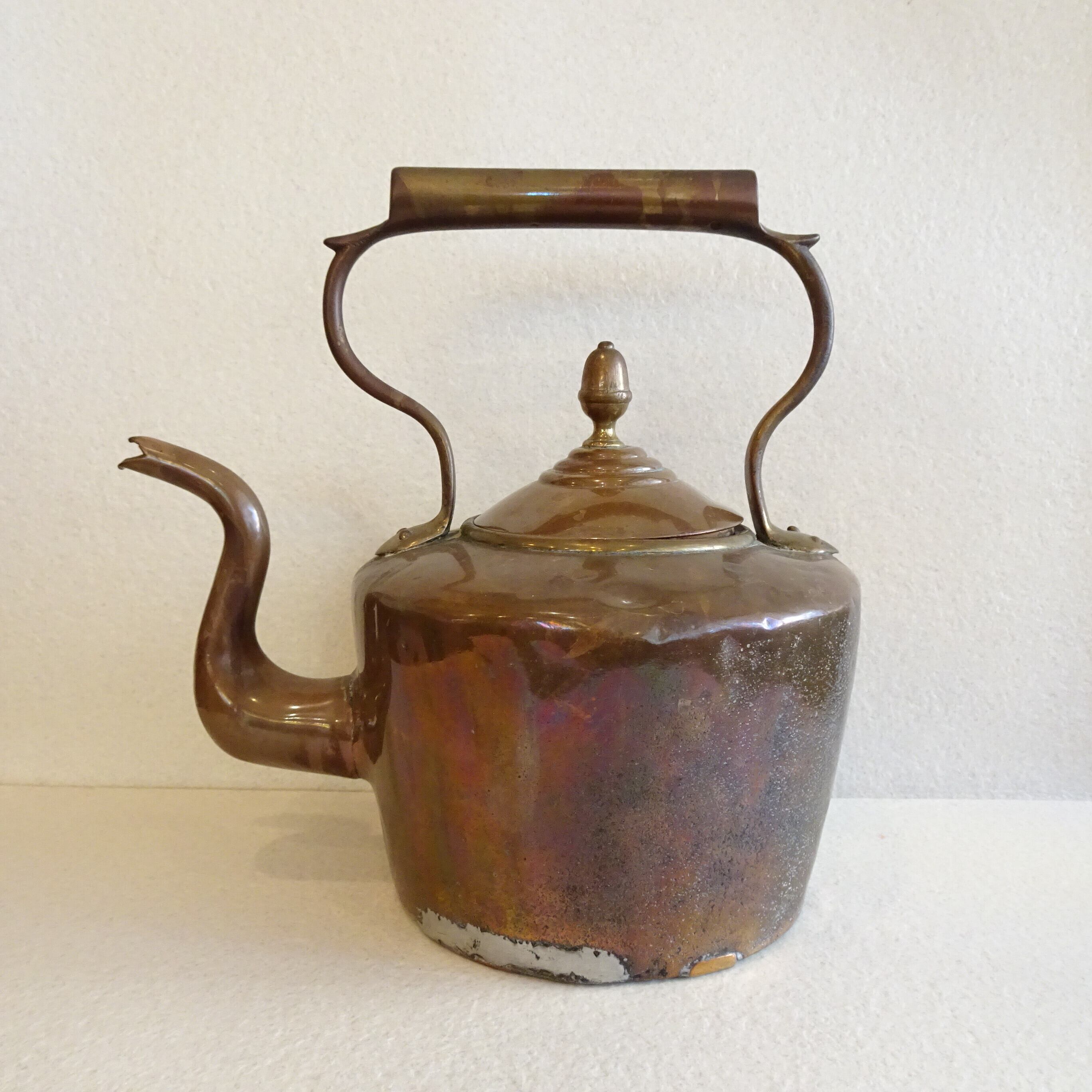 アンティークな銅のケトル | 純喫茶家具の村田商會