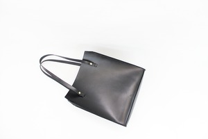 JAPAN LANSUI DESIGN 名入れ対応 ヌメ革手作り手縫い ハンドバッグ 品番JDDI89DSDJF2