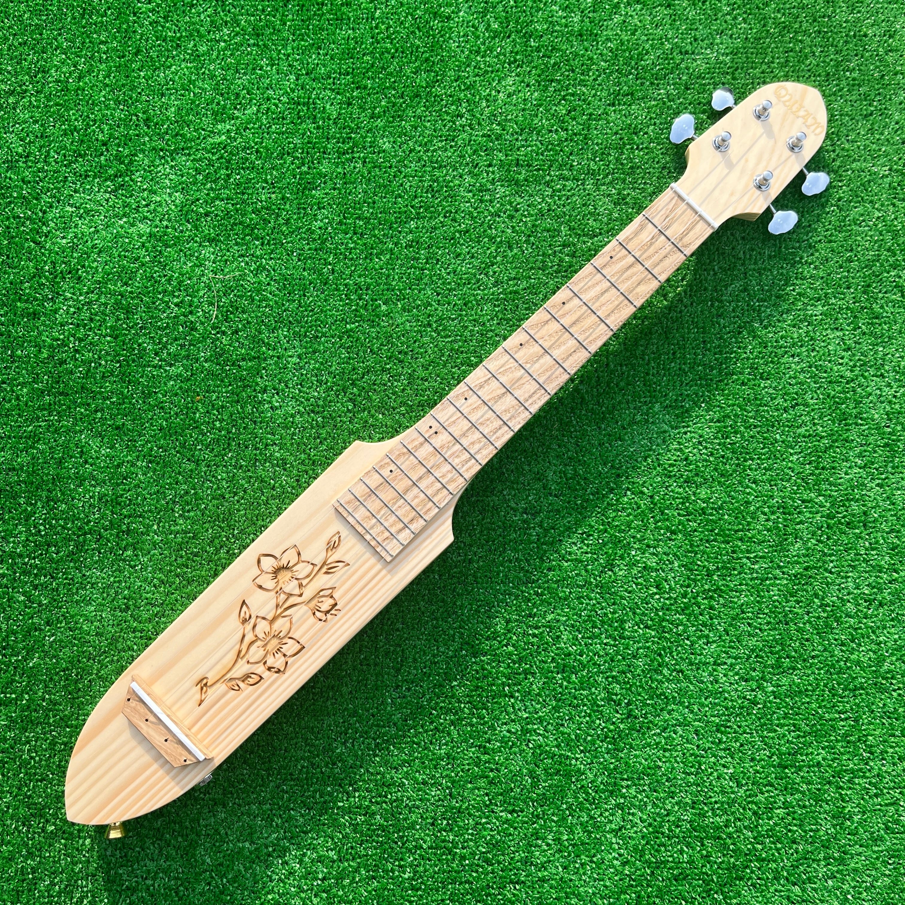 A*E様 限定　ペイントウクレレ　世界の弦楽器コレクション rena