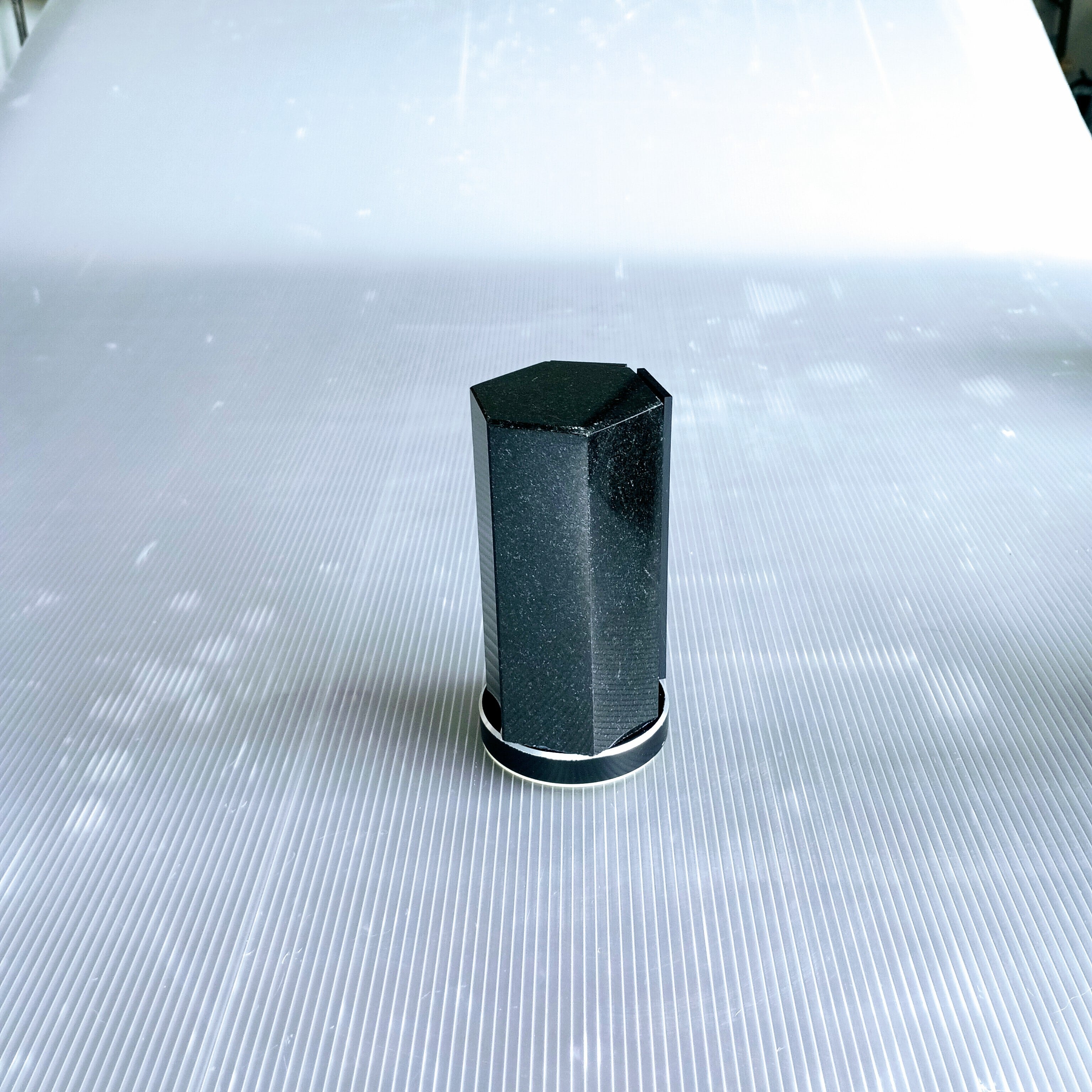 回転位牌 6人用悠想天回 6R60A黒 2名様分