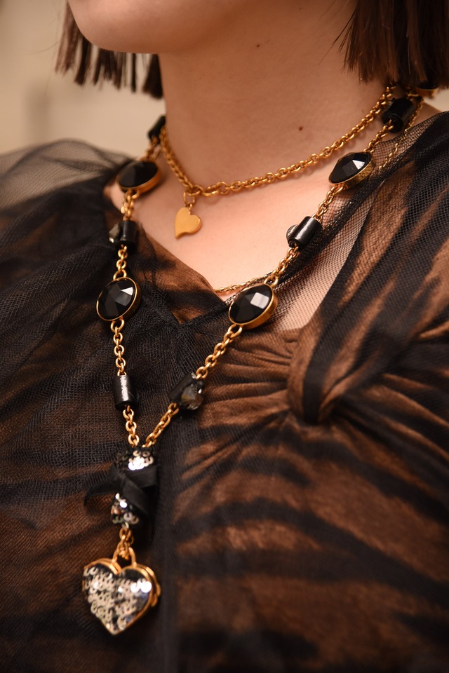 miumiu / vintage bijou black necklace.