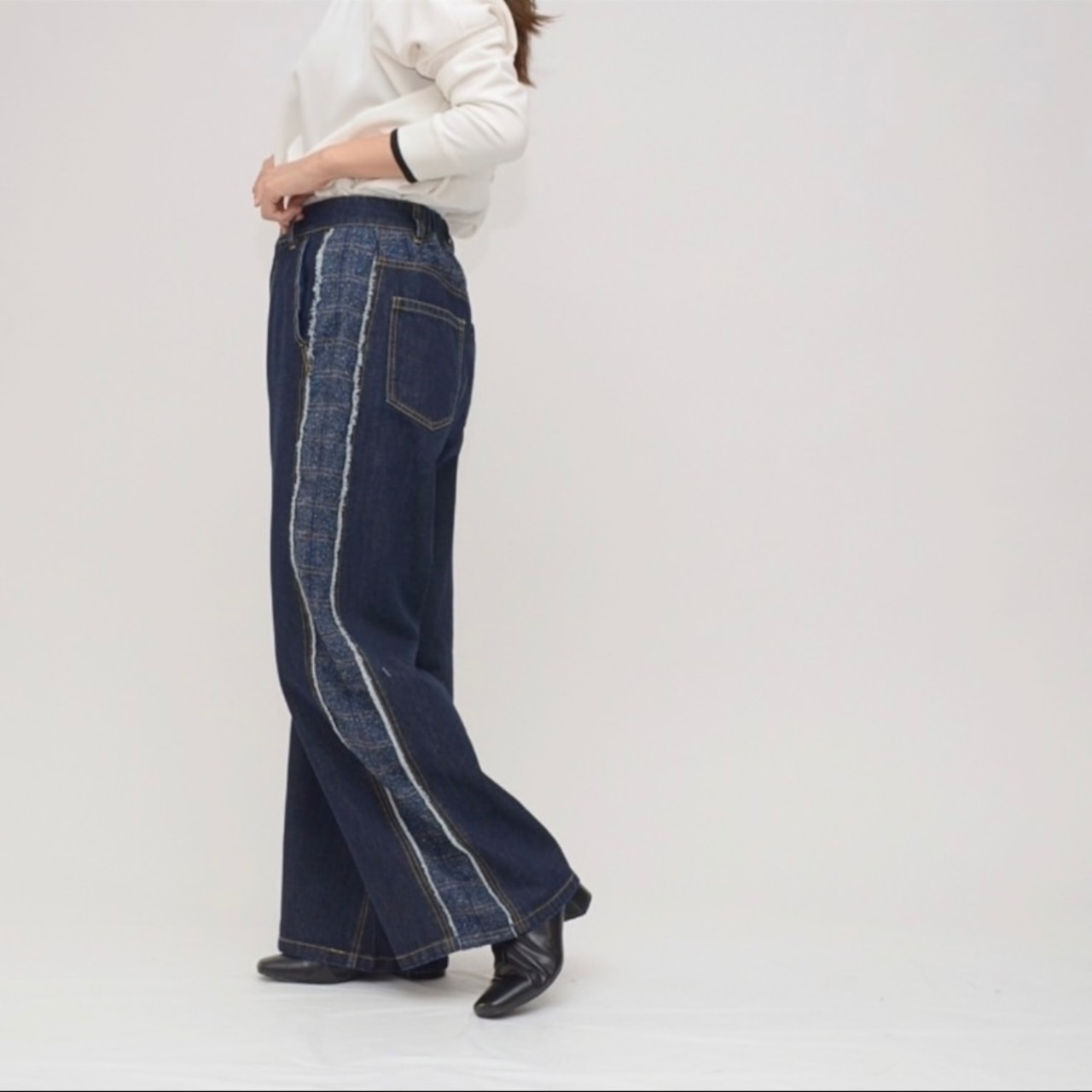 praia サイドフリンジ使いワイドパンツ LEI-2428B