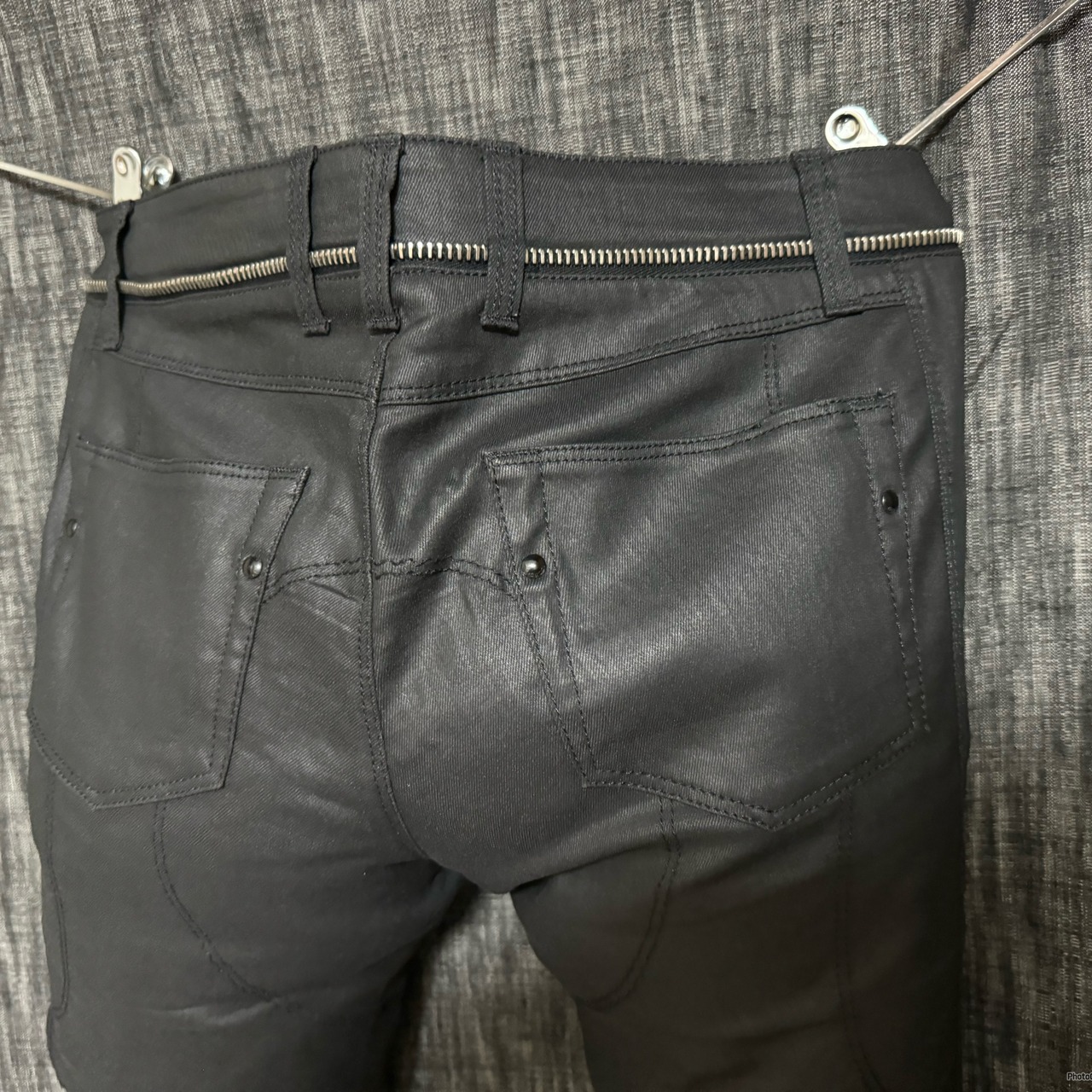 GUCCI グッチ バイカースキニーパンツ プリーツ ジップ ストレッチ 黒 