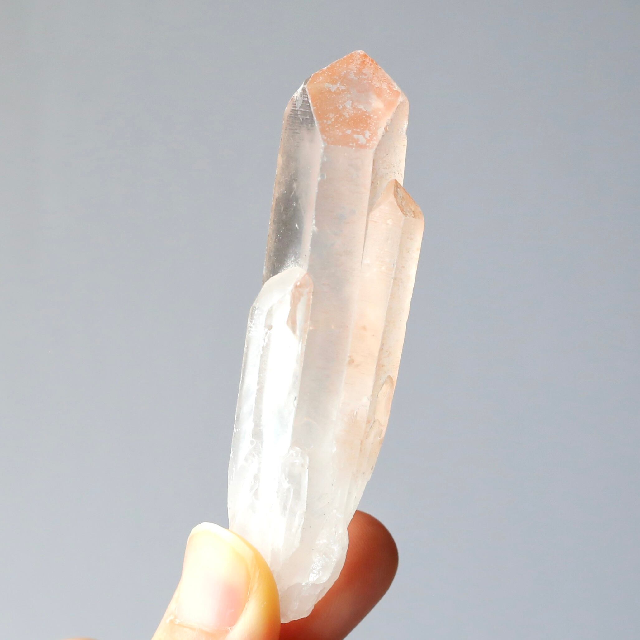 ピンククォーツ マダガスカル産 天然石 水晶 鉱物 一点物 クォーツ