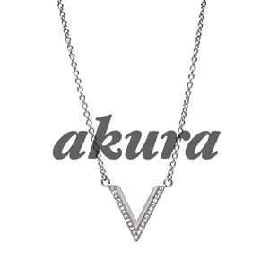 Premium V Necklace silver