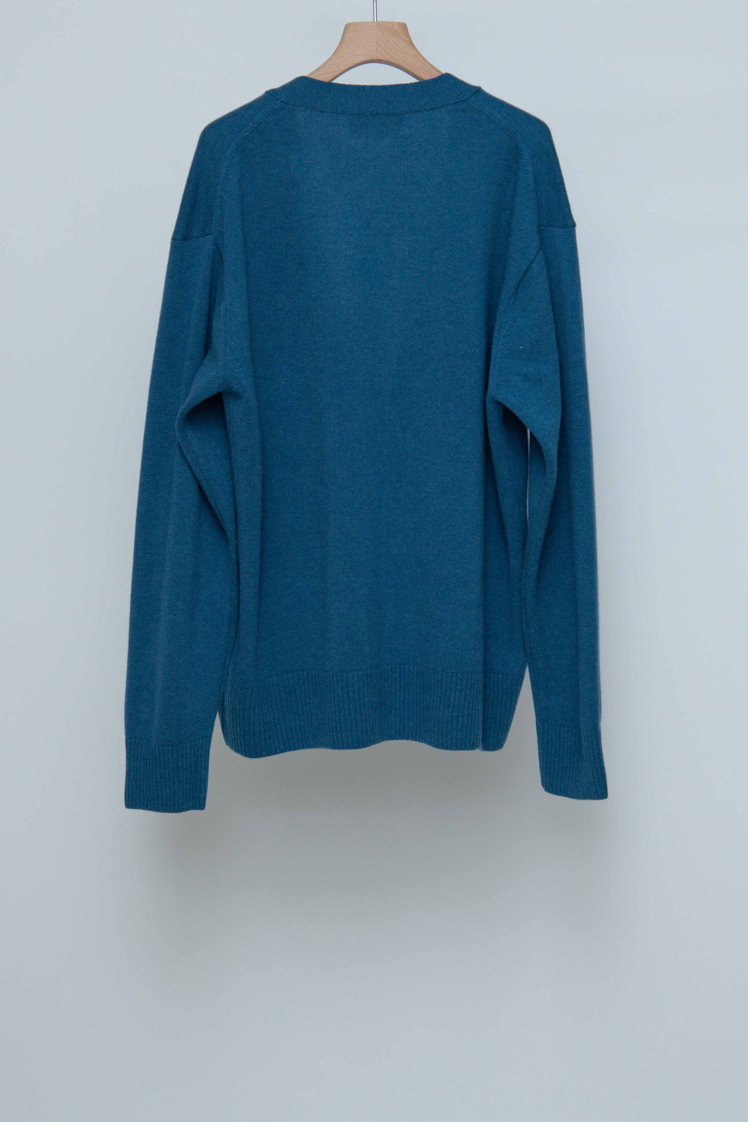 V-neck Pullover Knit - Sax | erniepalo