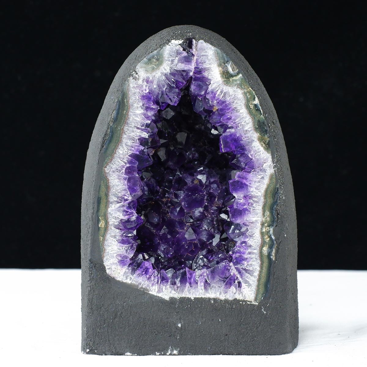 2.2Kg アメジストドーム ウルグアイ産 アメジスト ドーム 原石 ジオード カペーラ 一点物174-2312