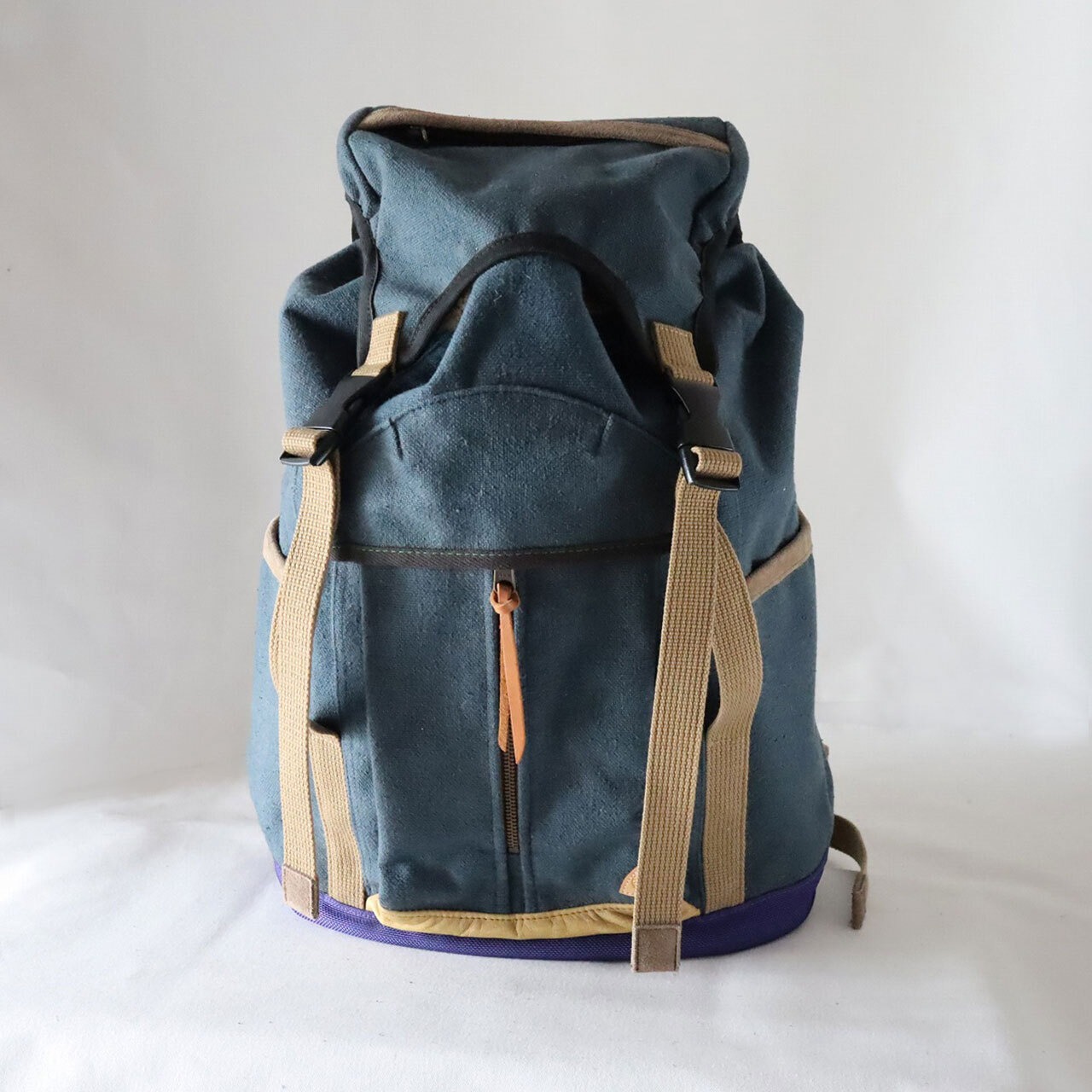【Deadstock Item】バックパック / Top-flap Draw Backpack/ ネイビー × インディゴパープル・ボトム