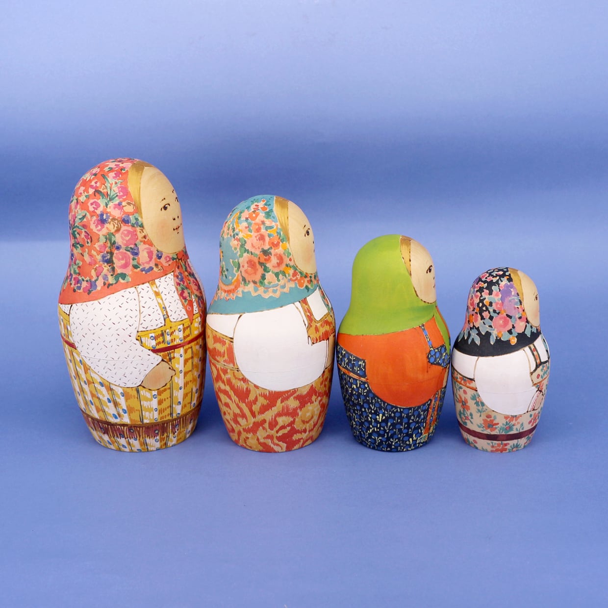 マリア・ドミトリエワ作 マトリョーシカ 15個型 | GINZA HAKKO 木の香