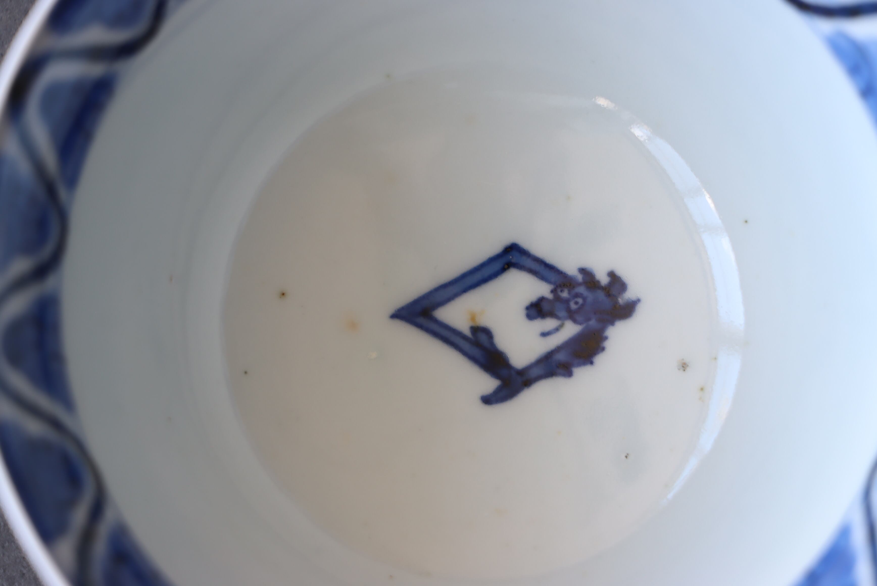 古伊万里 染付 兎龍鳥文 蓋茶碗/Old Imari covered bowl | (有)新原美術