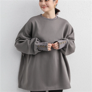 【送料無料】 トップス 2色 セーター 萌え袖 袖あり 長袖 ランタンスリーブ クルーネック Aライン フレア ロング丈 ふわふわ 裏起毛 厚手生地 裏地 着る毛布 あったか かわいい 大人可愛い 大人女子 こなれ感 シンプル カジュアル おしゃれ お洒落 ラフ コンサバ ヘルシー 無地 冬 30代 40代 レディース 女性用 ママ お出かけ お茶会 女子会 休日 着回し プチプライス カラバリ デイリーユース 普段使い オルチャン 韓国系 ファッション スタイル 暖かい 定番アイテム 着痩せ