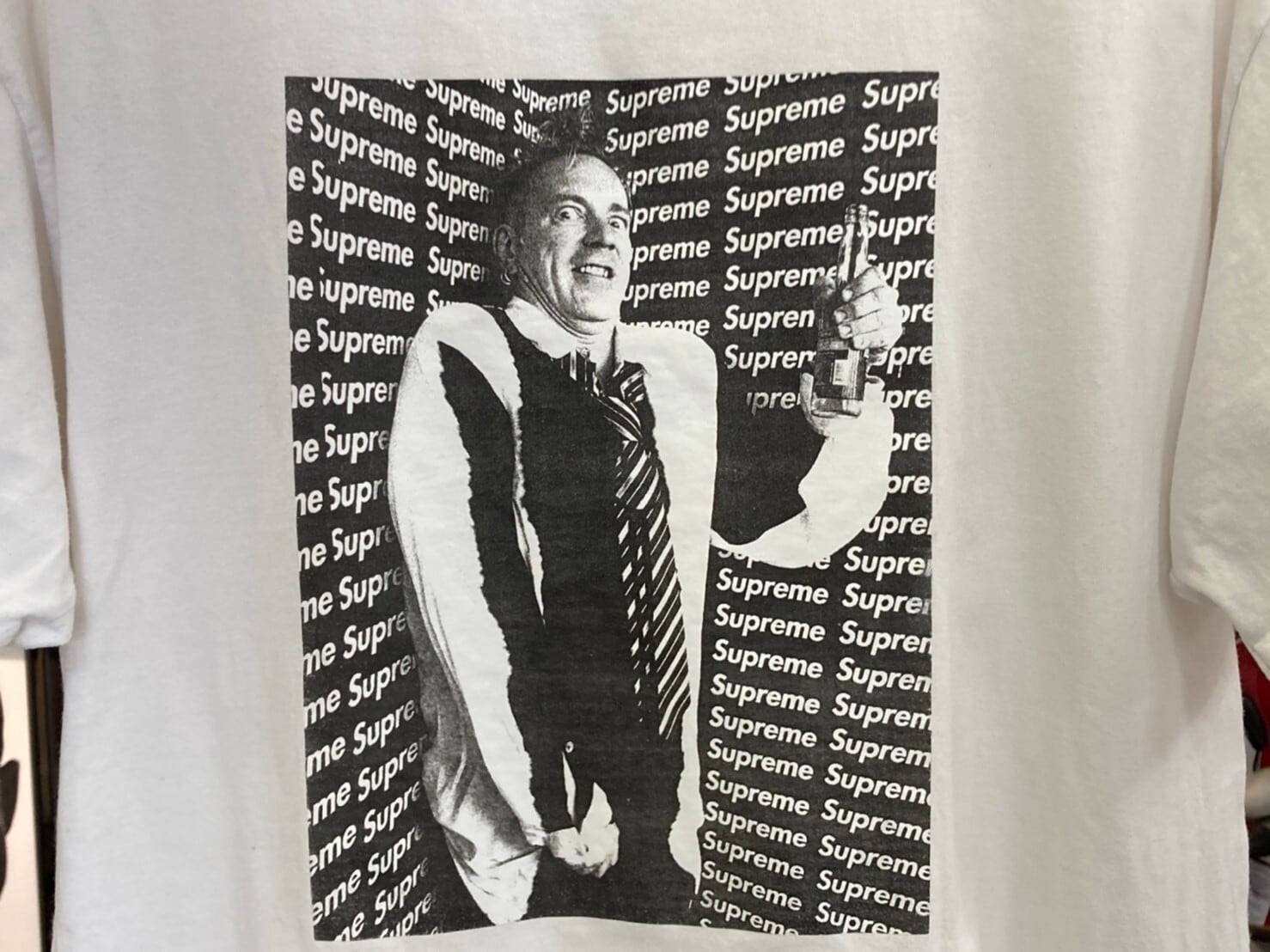 Supreme JOHN LYDON BOOK Vol.6 SPECIAL EDITION TEE WHITE LARGE 
