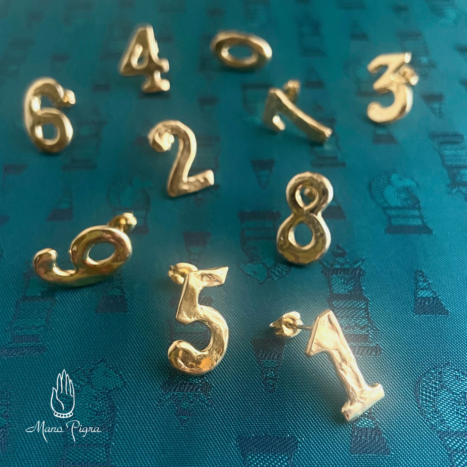 Numero& Star / 数字と星の片ピアス&イヤリング・プレーン Sサイズ