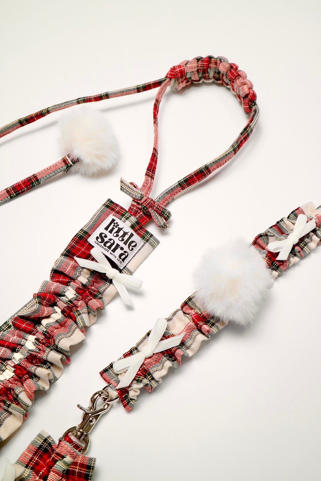 即納【littlesara】Limited Check Leash (PomPom)