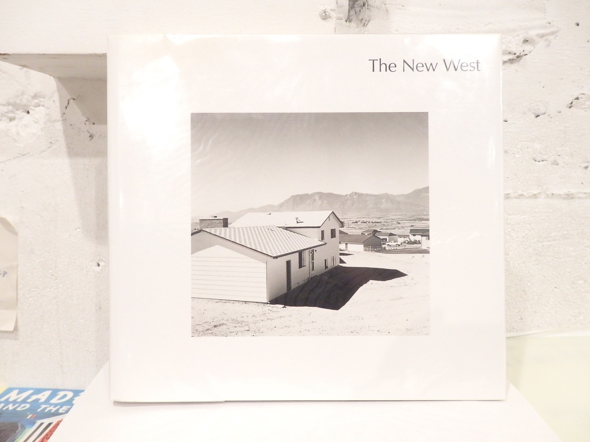 Robert Adams / ロバート・アダムス The New West（New Edition） | 百年