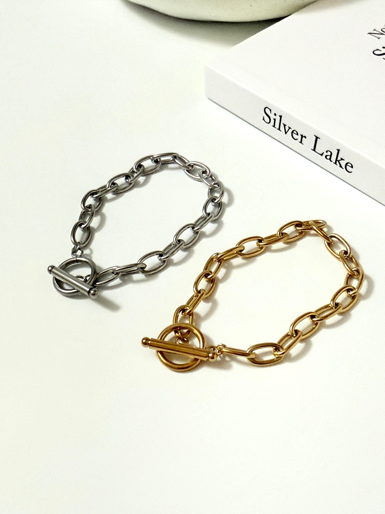 Toggle Chain Bracelet