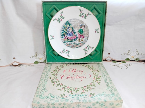 【Special Price】ロイヤルドルトン Royal Doulton 1979年 クリスマスプレート