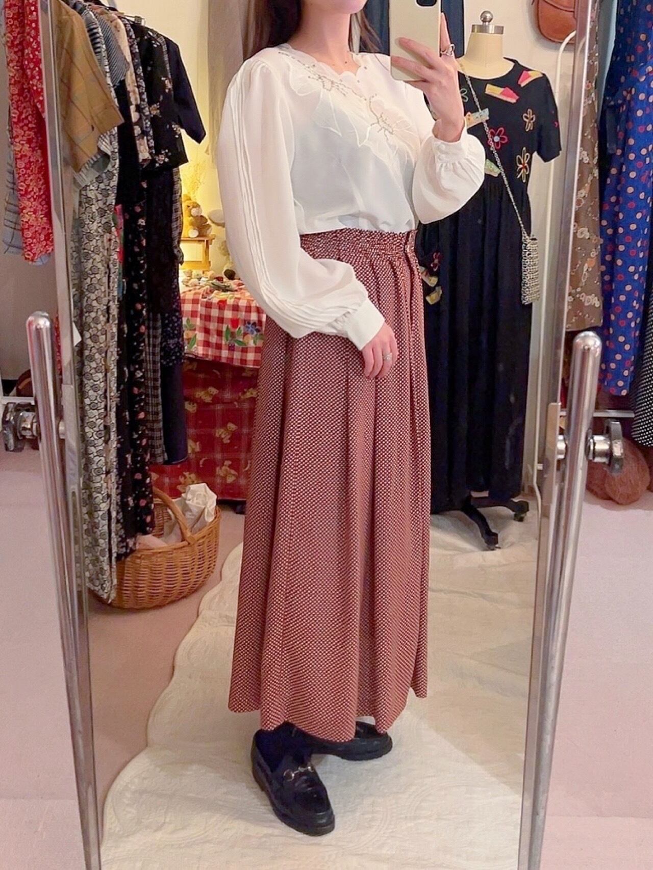 silver beads ribbon white blouse