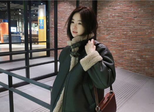 ライダース ジャケット レディース おすすめ シングル 大きいサイズ オーバーサイズ 大人 可愛い 韓国 かっこいい カジュアル 着こなし コーデ 秋 冬 通販 通勤 定番 人気 ファー 2317 Sayurio レディースアパレル ファッション プチプラ アラサー アラフォー ライダース ジャケット レディース おすすめ シングル 大きいサイズ オーバーサイズ 大人 可愛い 韓国 かっこいい カジュアル 着こなし コーデ 秋 冬 通販 通勤 定番 人気 ファー 2317 Sayurio レディースアパレル ファッション プチプラ アラサー アラフォー