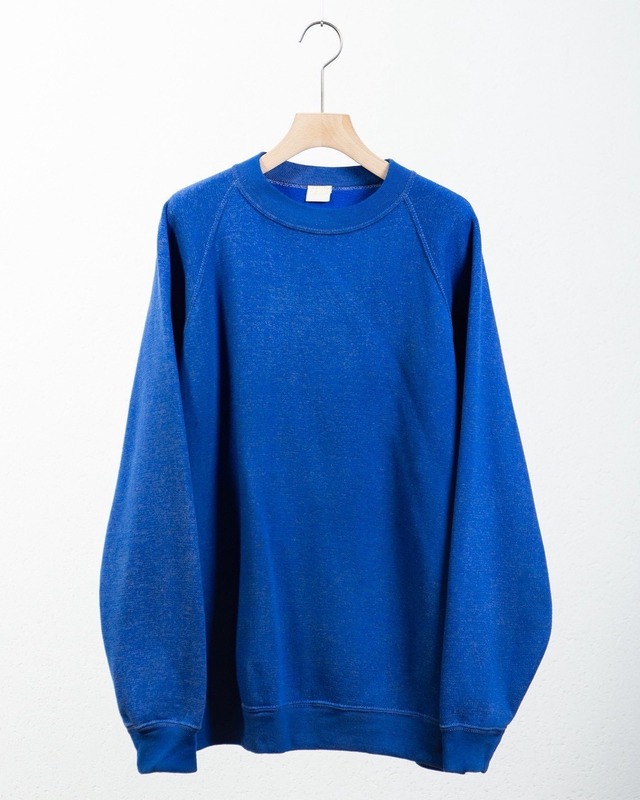 plain raglan sweat