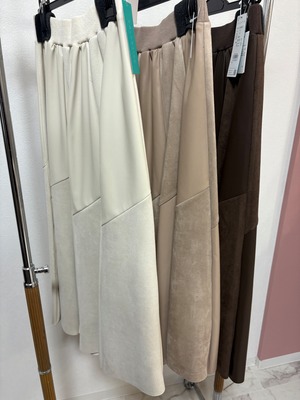EGLANTINE フェイクレザーパネルスカート　502055ｆ7