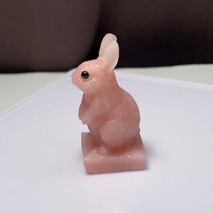 4.ピンクオパールうさぎ・インテリア
