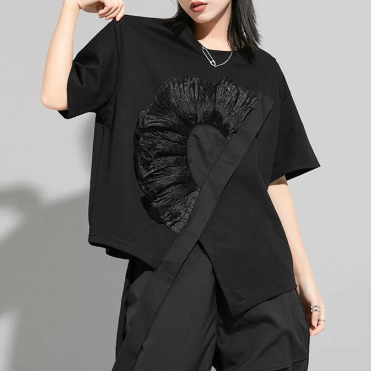 Tulle Asymmetric Design T-Shirt 00373