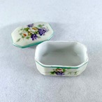 陶器の小物入れ　紫の花  ミニチュア　ミントグリーン ピルケース　 17otc14