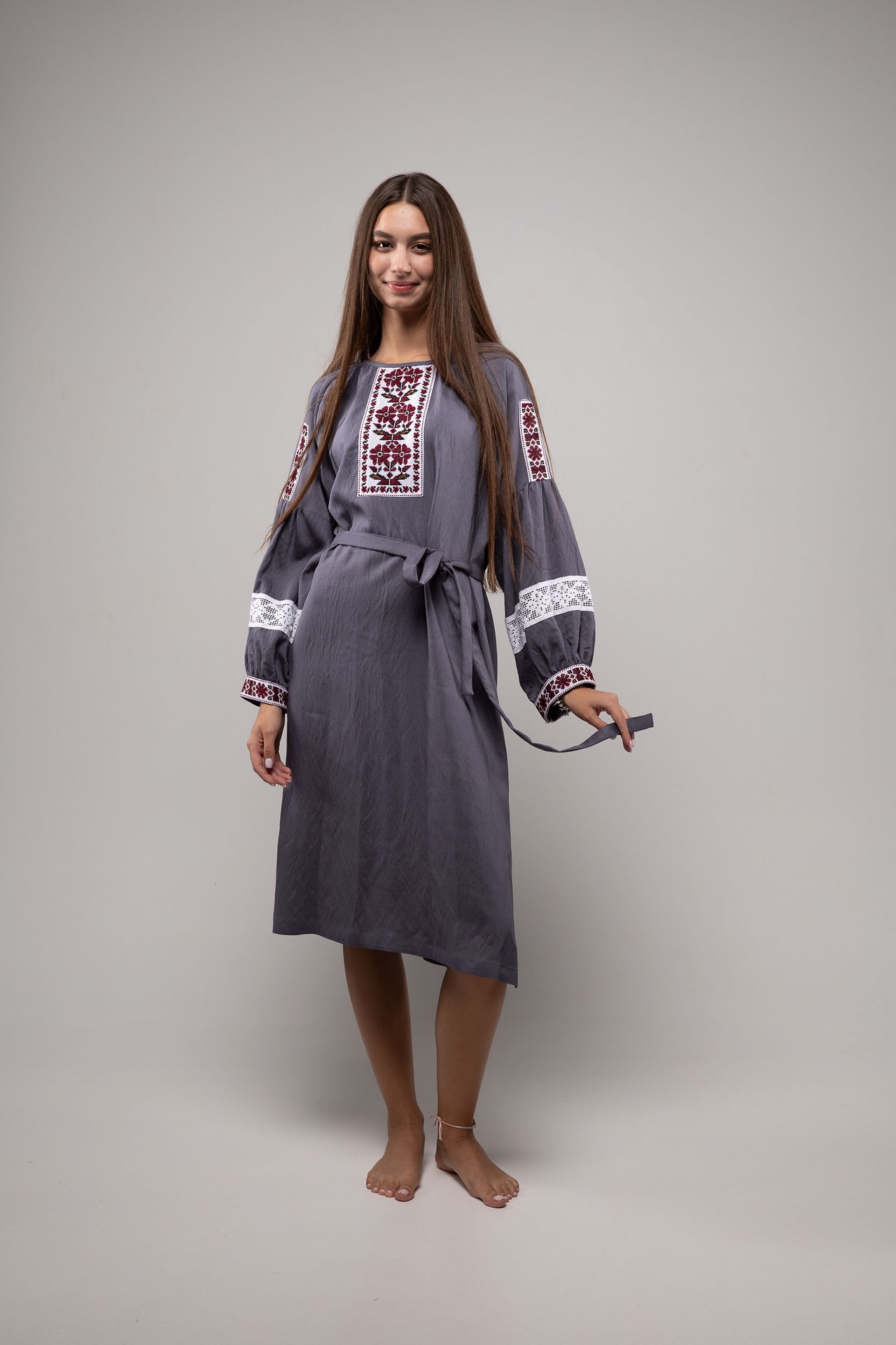 ウクライナ刺繍ヴィシヴァンカ クロスステッチ　手刺繍　ワンピース　麻　レディース・フリーサイズ - 6