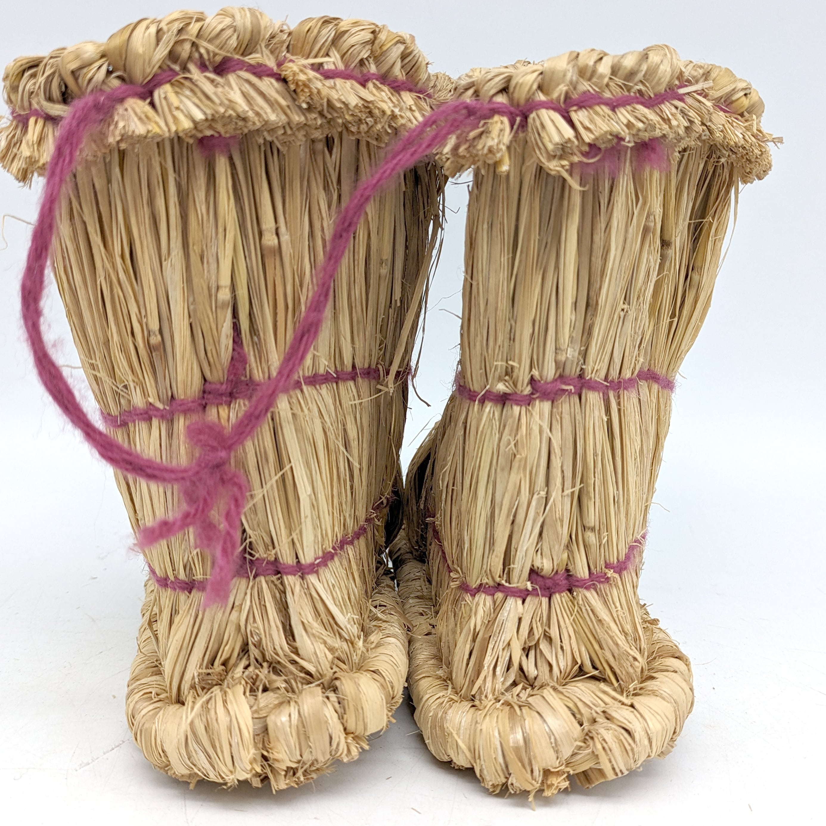 藁靴・わらぐつ・藁沓・雪靴・古民具・ミニサイズ・インテリア・紺紐