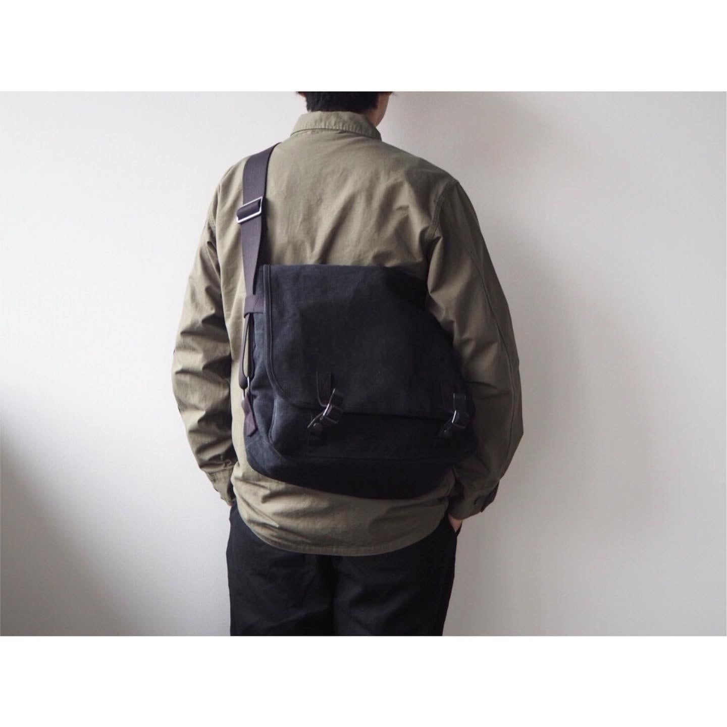 再入荷 SLOW (スロウ) Truck French Army Shoulder Bag | AUTHENTIC Life Store  powered by BASE