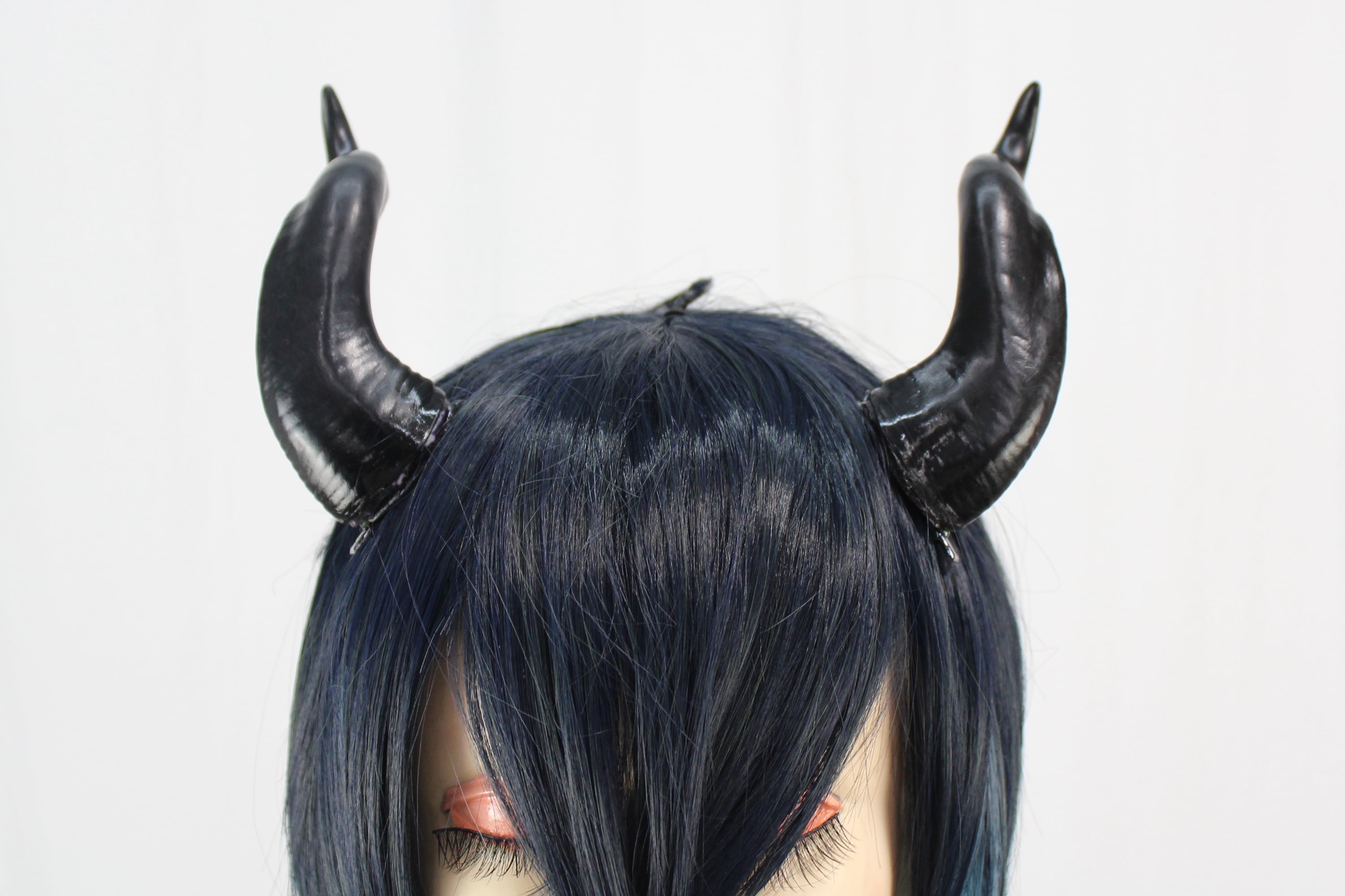 撮影用アイテム ドラゴン/悪魔の角 ☆ツイステのマレウスや 撮影用アイテム ドラゴン/悪魔の角 ☆ツイステのマレウスや