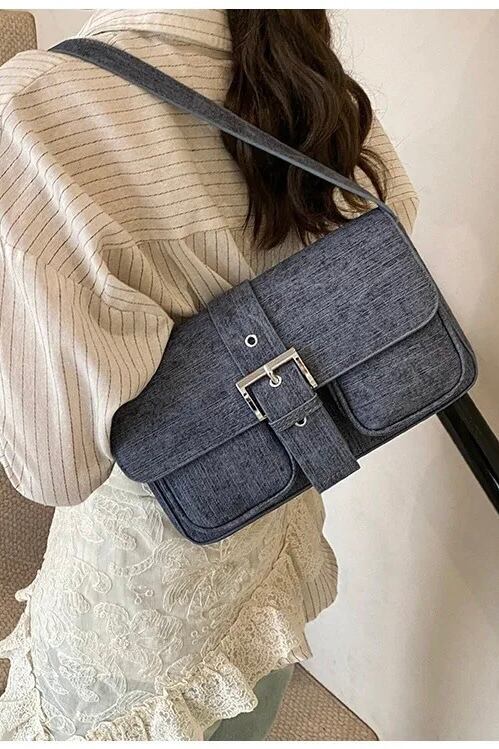 再入荷AMIACALVA(アミアカルヴァ) Gabardine Body bag black-(F-009