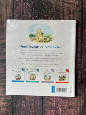 【英語絵本】Winnie the Pooh and Friends - Pooh invents a New Game