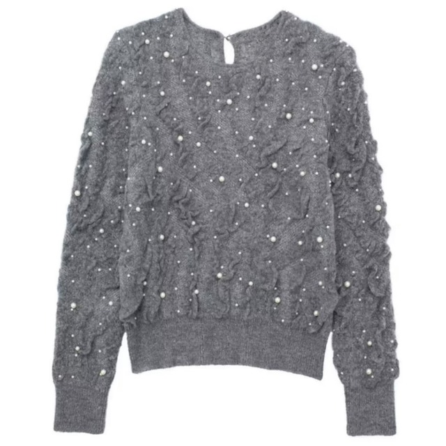 wavy pearl gray knit