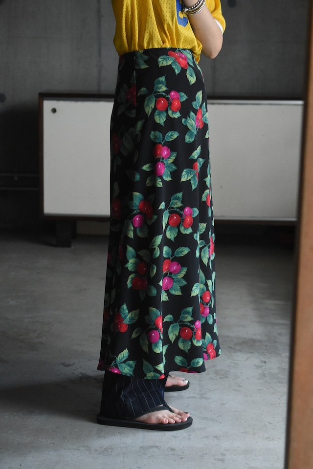 OK/80-90's "cherry" skirt