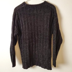 【USED】黒のニットセーター　美品　シンプルコーデ　通勤通学普段着