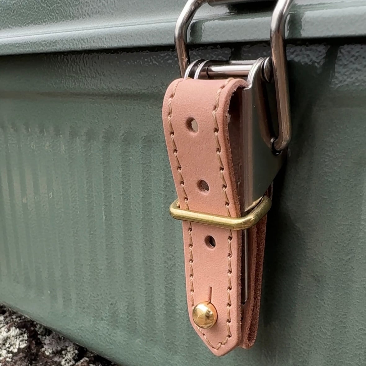 希少 ロブスタレザー ポップス トーマス社 ブライドルレザー グリーン タング 3％OFF グリーン レーザー墨出し器 TANK タンクフルライン4ー360G