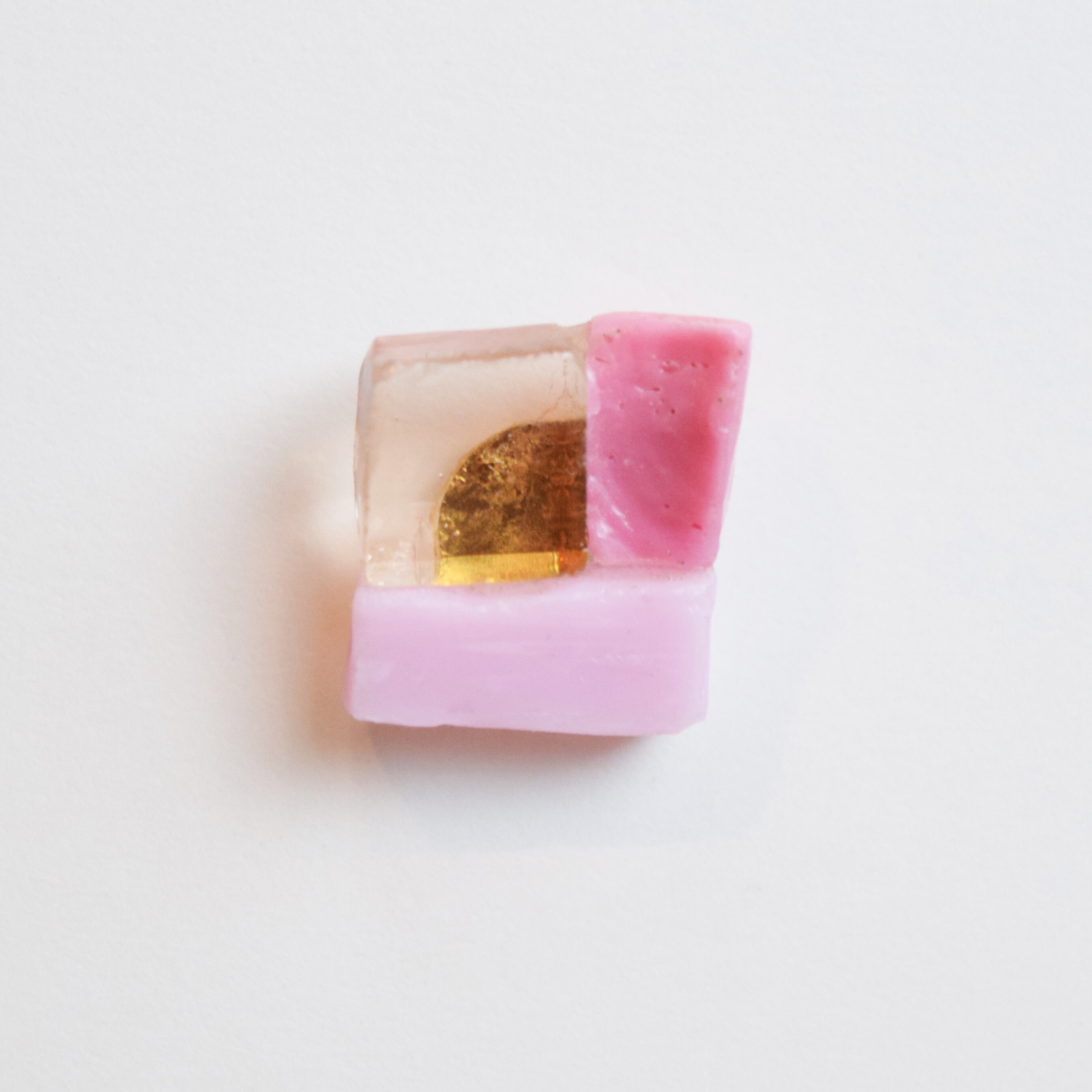 【ベーシック】ブローチM　ピンク×ベリー×クリア